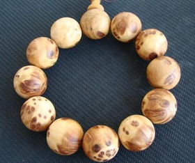 揭秘崖柏手串的瘤花陷阱,你掉坑里了嗎