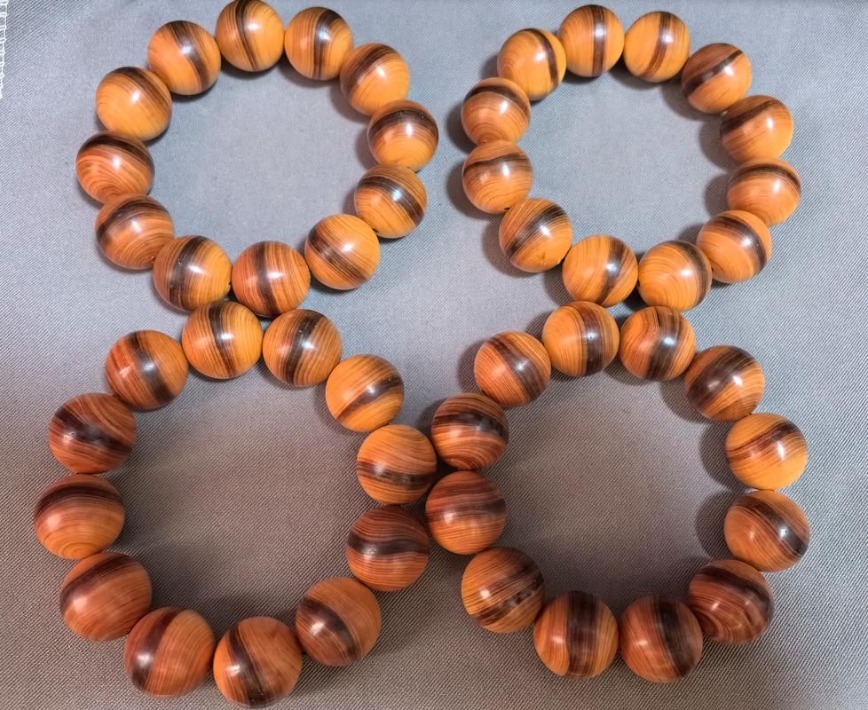 太行崖柏.太行崖柏河北易縣干黑油骨特色珠,無科技,油線貫穿